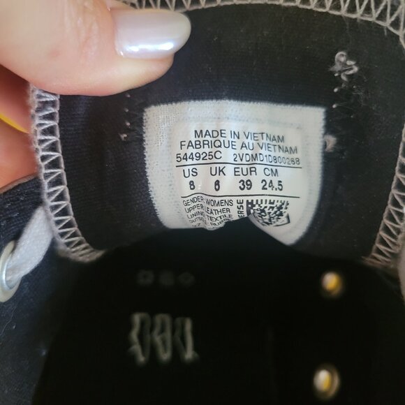 Metallic converse - Picture 3 of 3